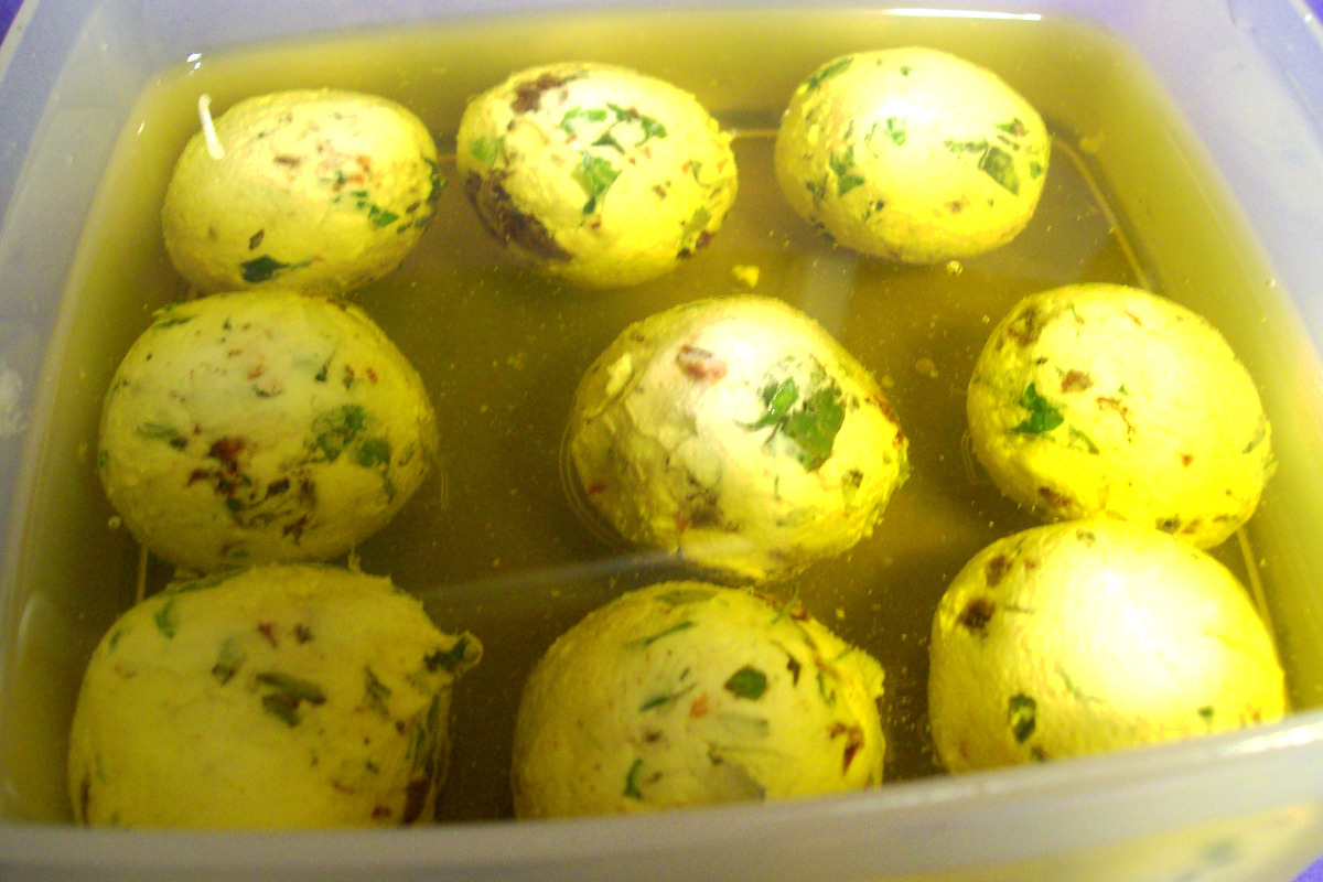 Ring of Cheese Herb Bites