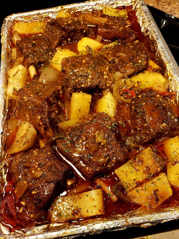 Low-Heat Braised Short Ribs