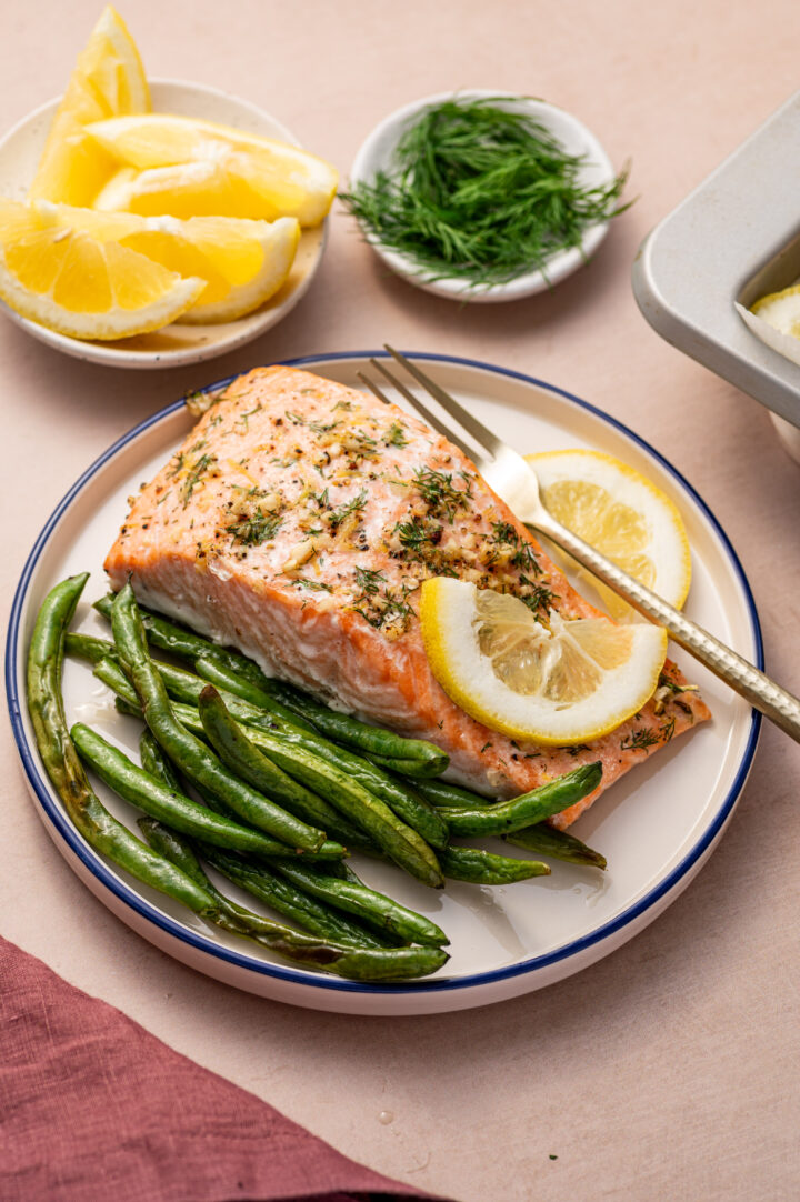 Hydrating Lemon-Dill Salmon with Crisp Vegetables