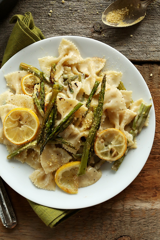 Lemon-Herb Creamy Pasta with Asparagus