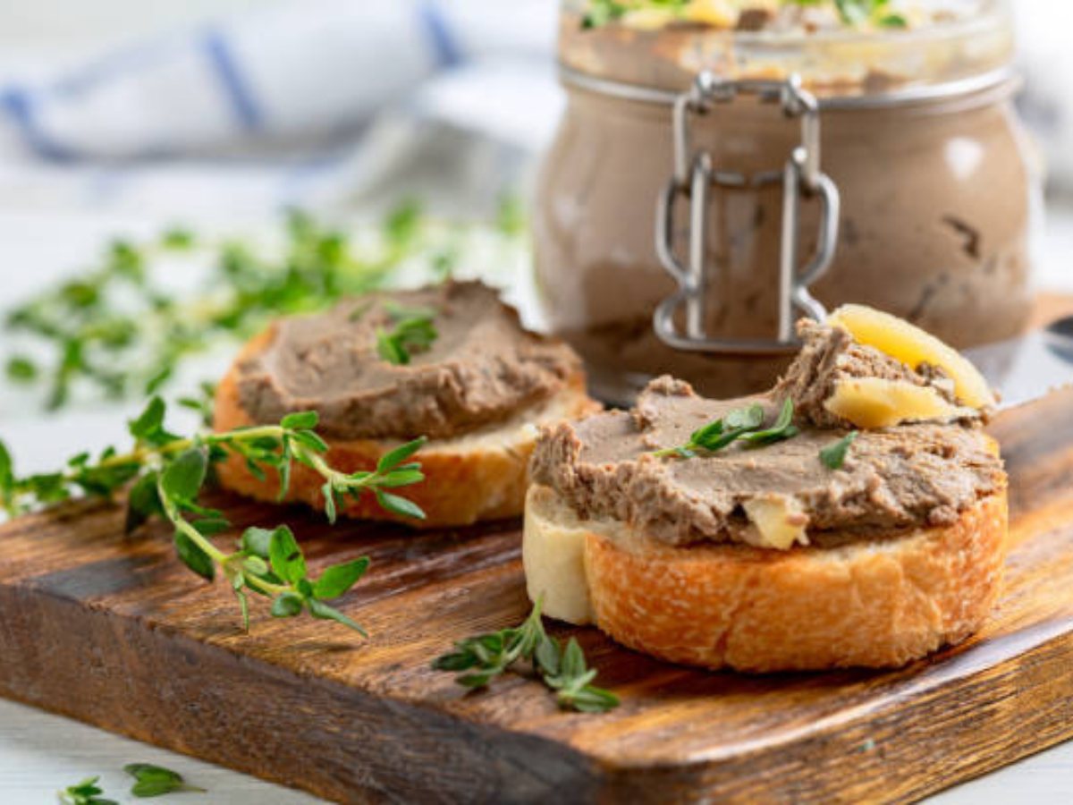 Beef Liver & Mushroom Pâté with Apple Cider Vinegar