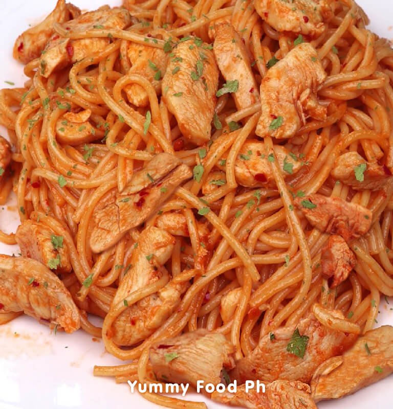One-Pot Creamy Tomato and Chicken Pasta