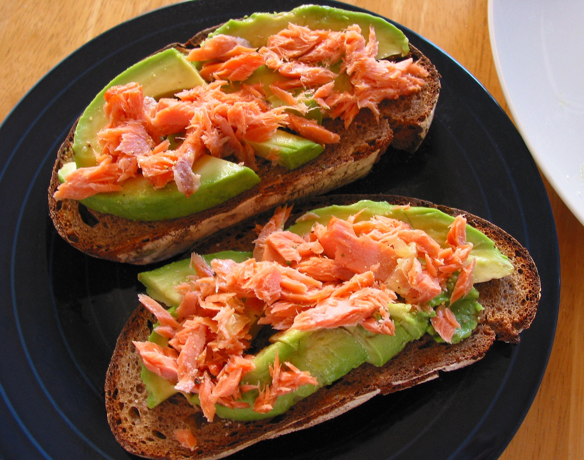 Mirror-Perfect Avocado Toast with Crispy Smoked Salmon