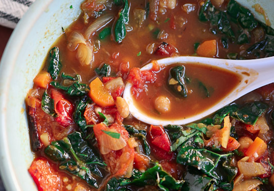 Roasted Garlic & Kale Soup