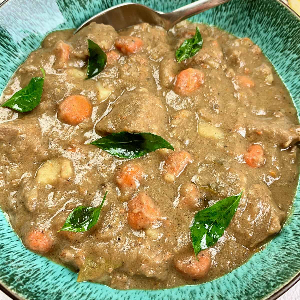 Spicy Beef Curry with Coconut Milk