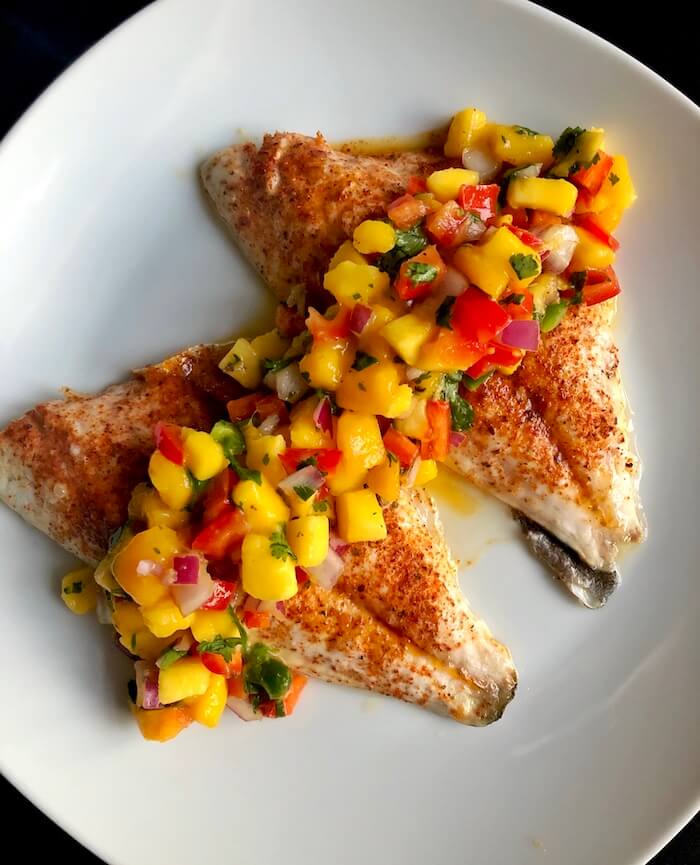 Popular Pescado a la Plancha con Salsa de Mango