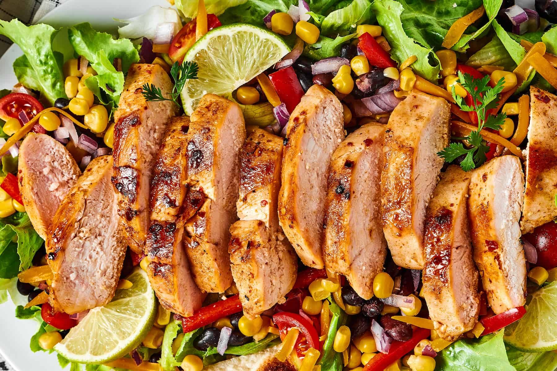Light Mexican Taco Salad with Grilled Chicken