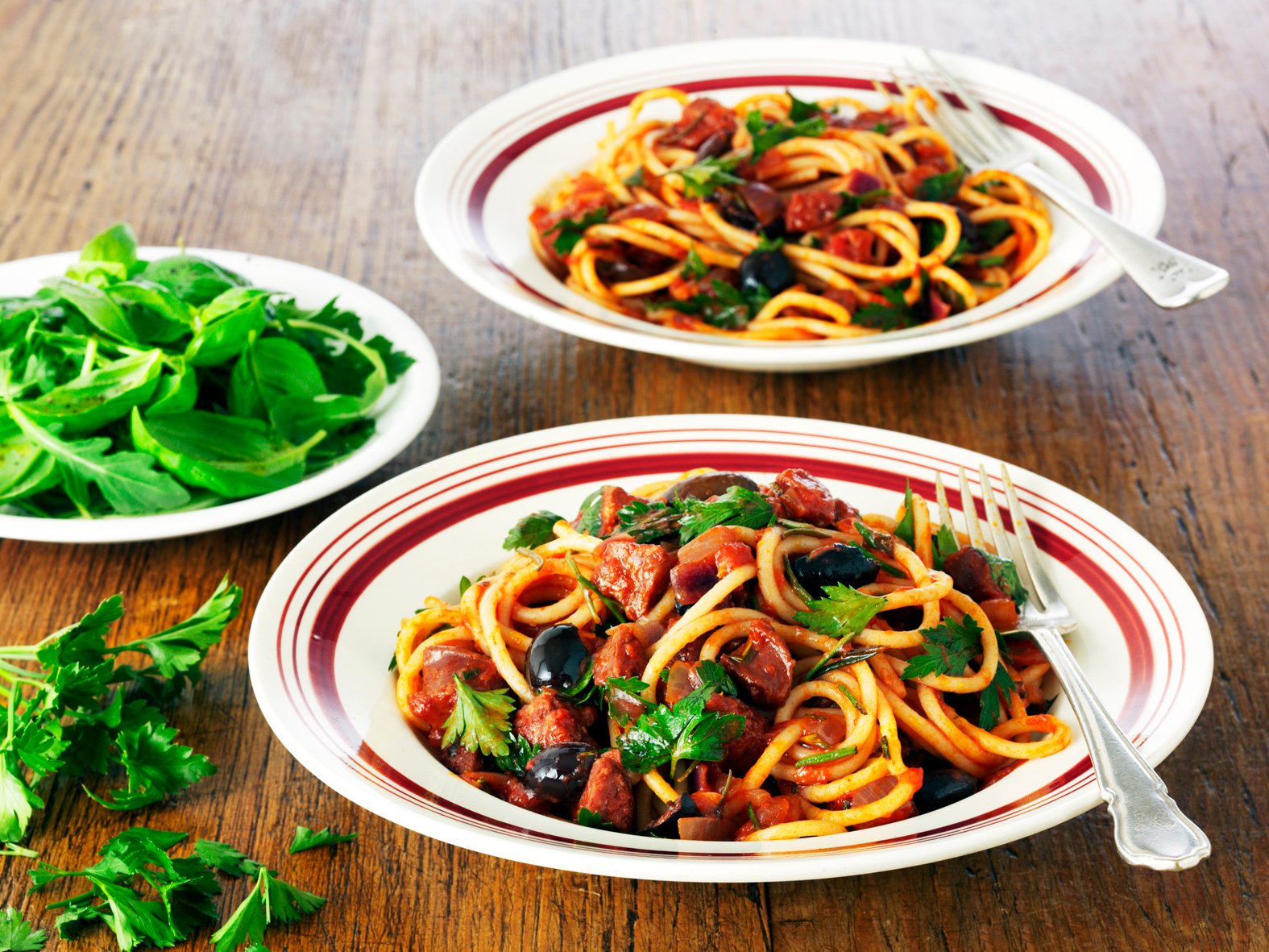 Roman-Style Tomato & Herb Spaghetti