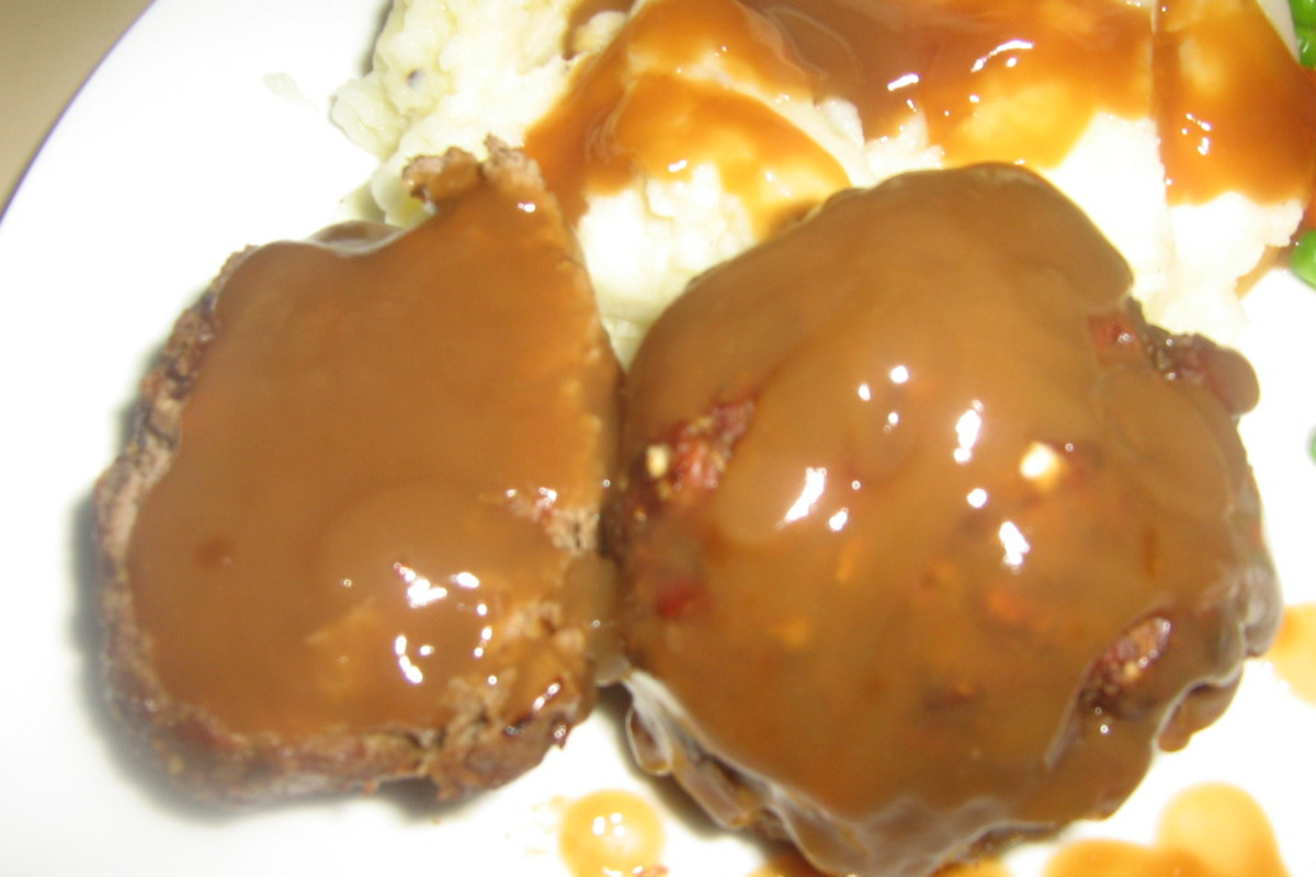 Herb-Infused Ground Beef Meatloaf Muffins