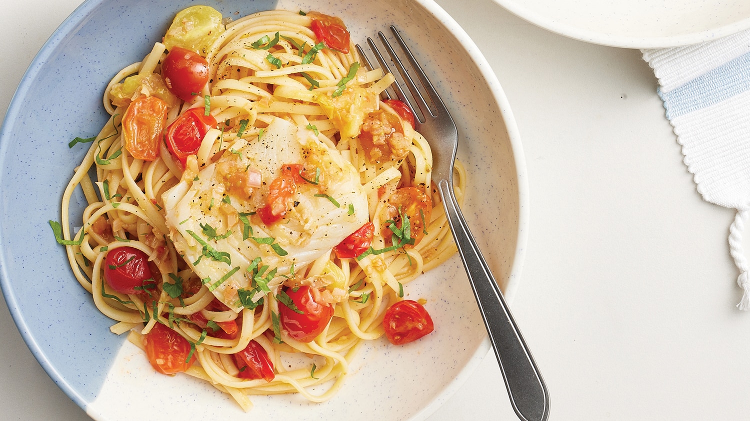 The Best Ever Linguine with Garlic and Cherry Tomatoes