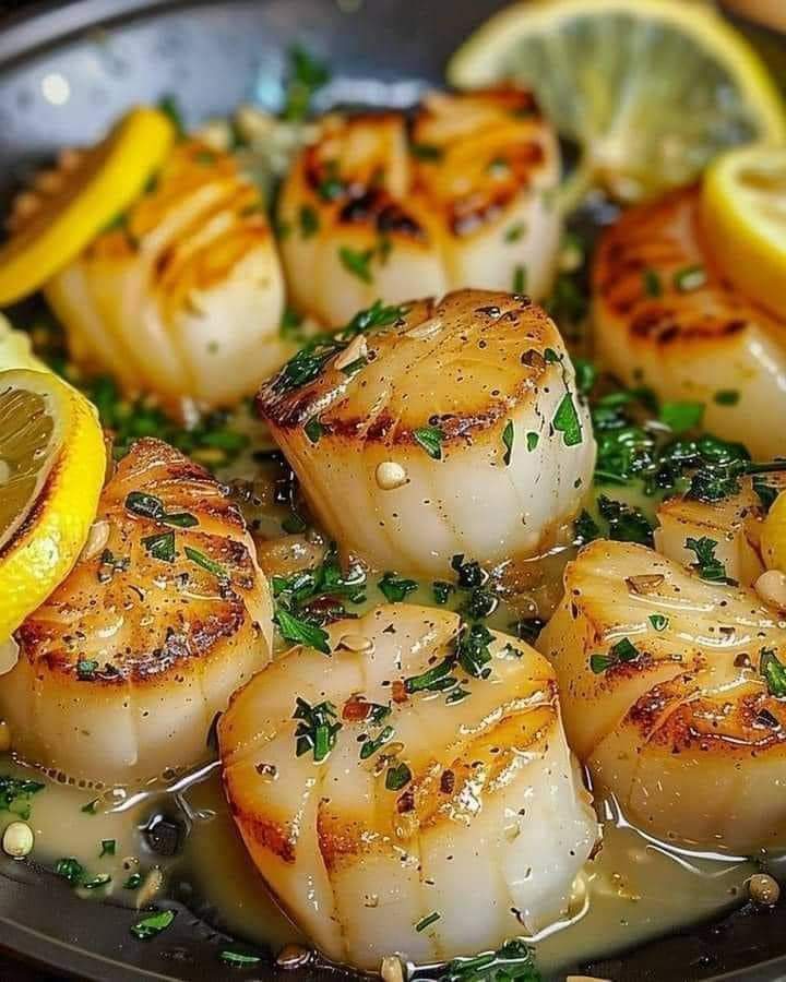 Hotel-Style Seared Scallops with Lemon-Dill Butter