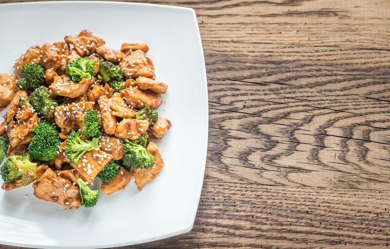 Teriyaki Tofu & Broccoli One-Pot Wonder