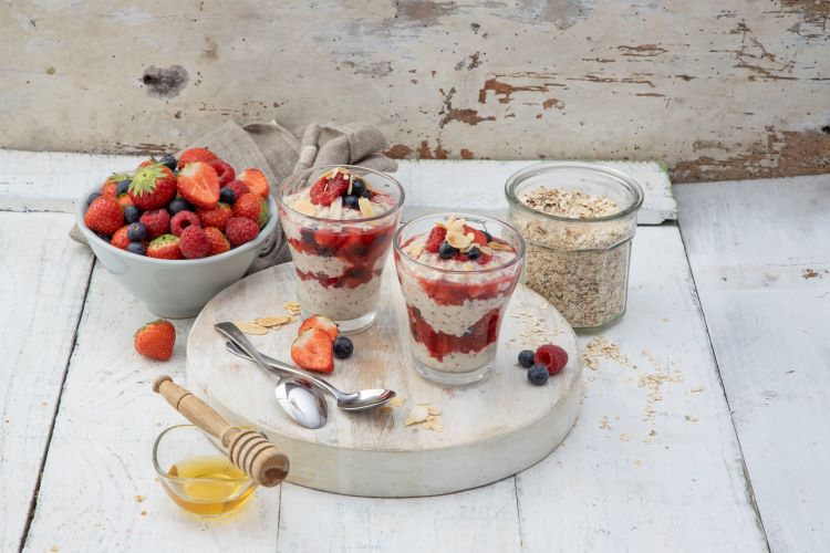 Berry-Compote Overnight Oats with Toasted Almonds