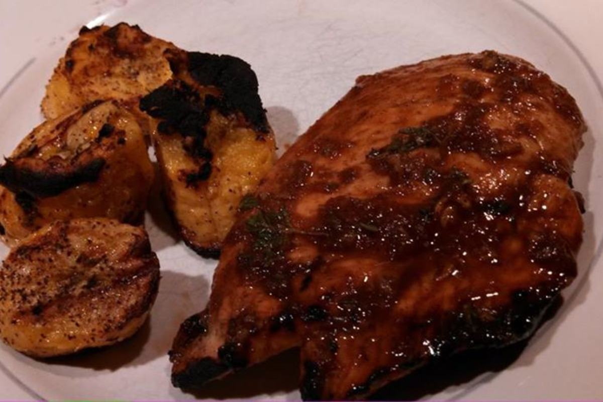 Garcia's Smoky Mole Chicken with Plantains