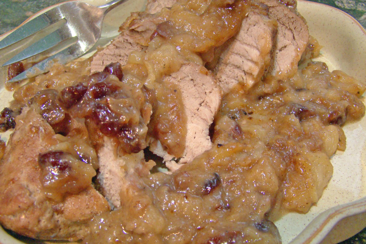 Cinnamon Apple Pork Tenderloin with Root Vegetables