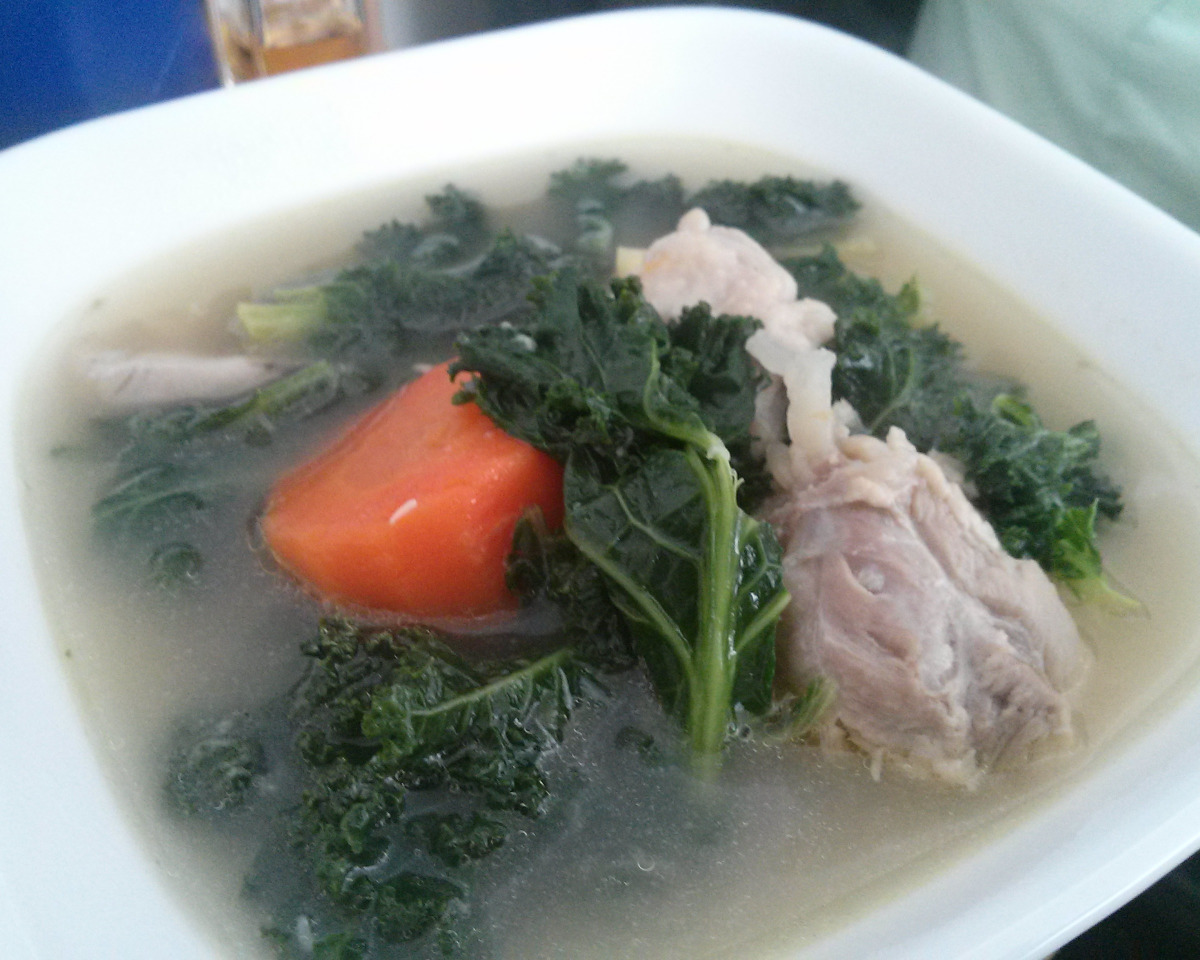 Hearty Chicken & Kale Soup with Lemon-Garlic Broth