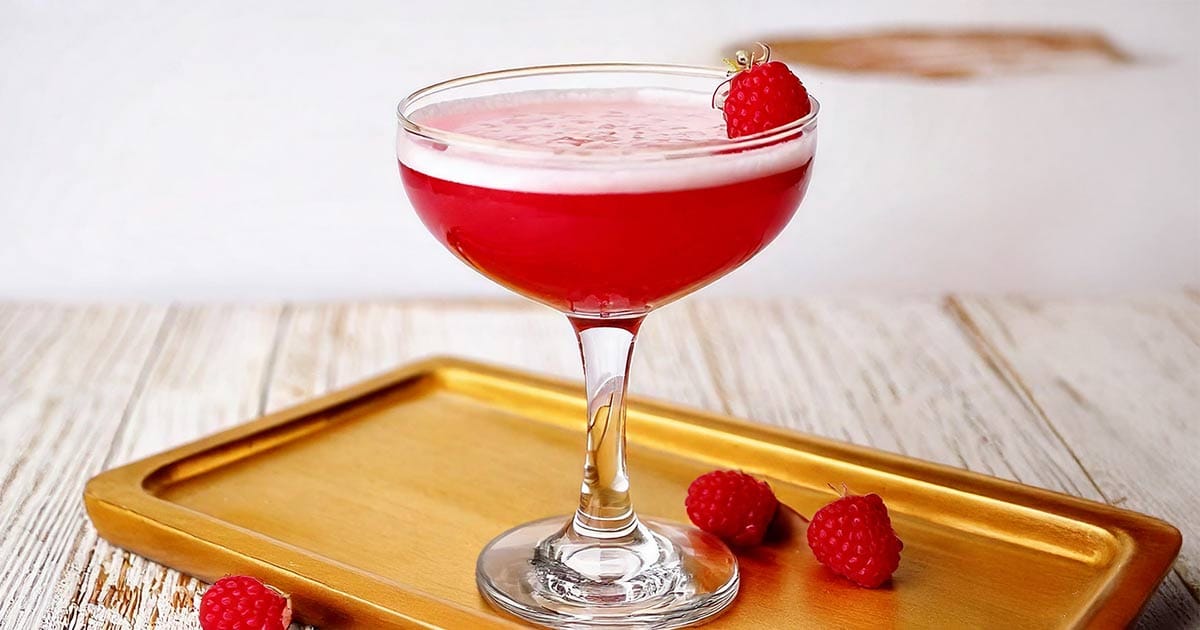 French Riviera Fizz Martini