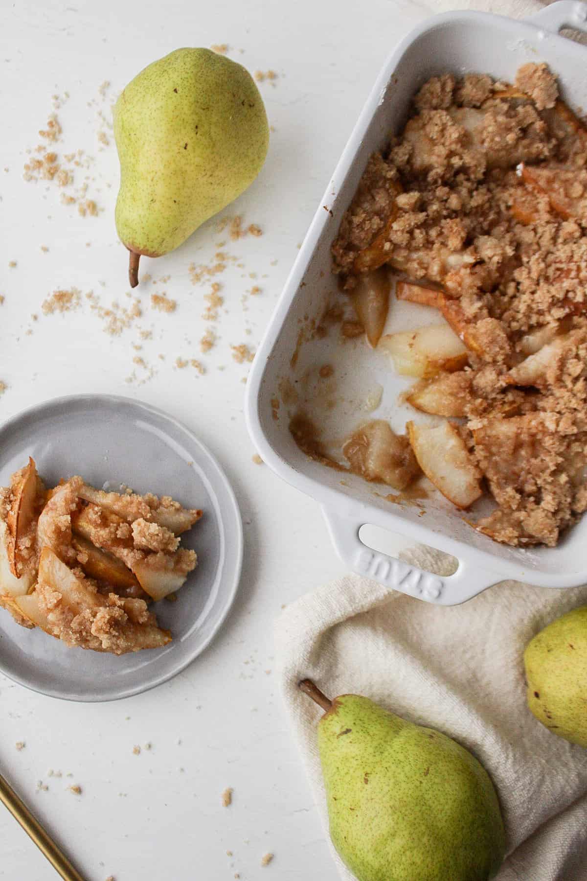 Colorado Pear & Rosemary Crumble with Honey