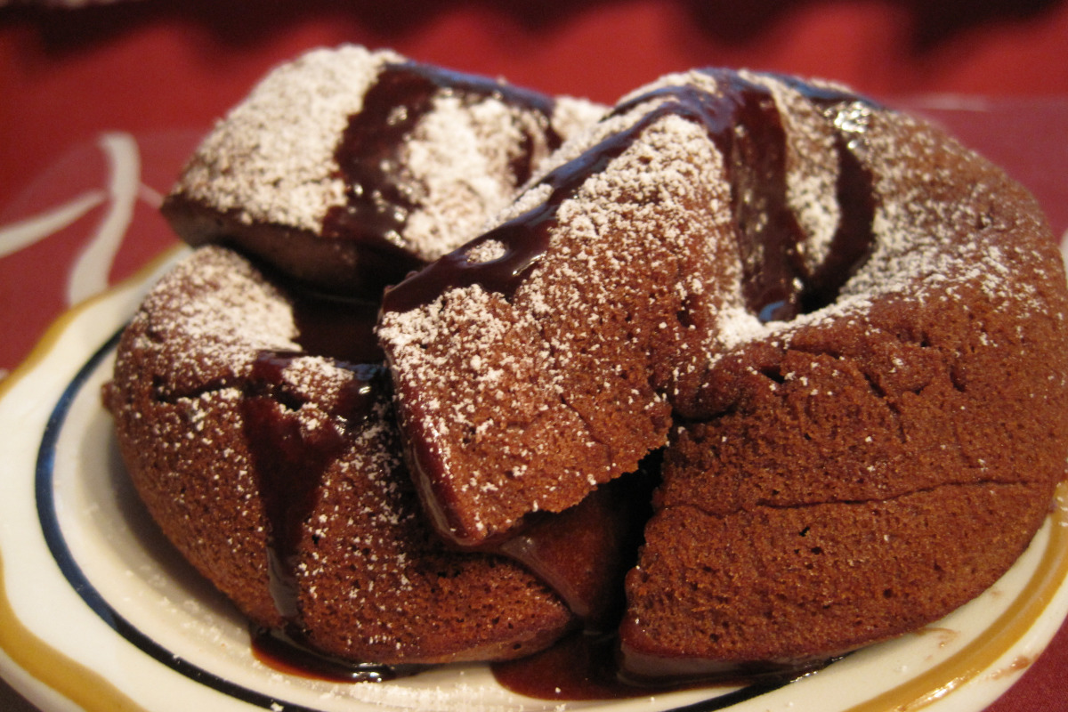 Closing Bid Chocolate Molten Cakes
