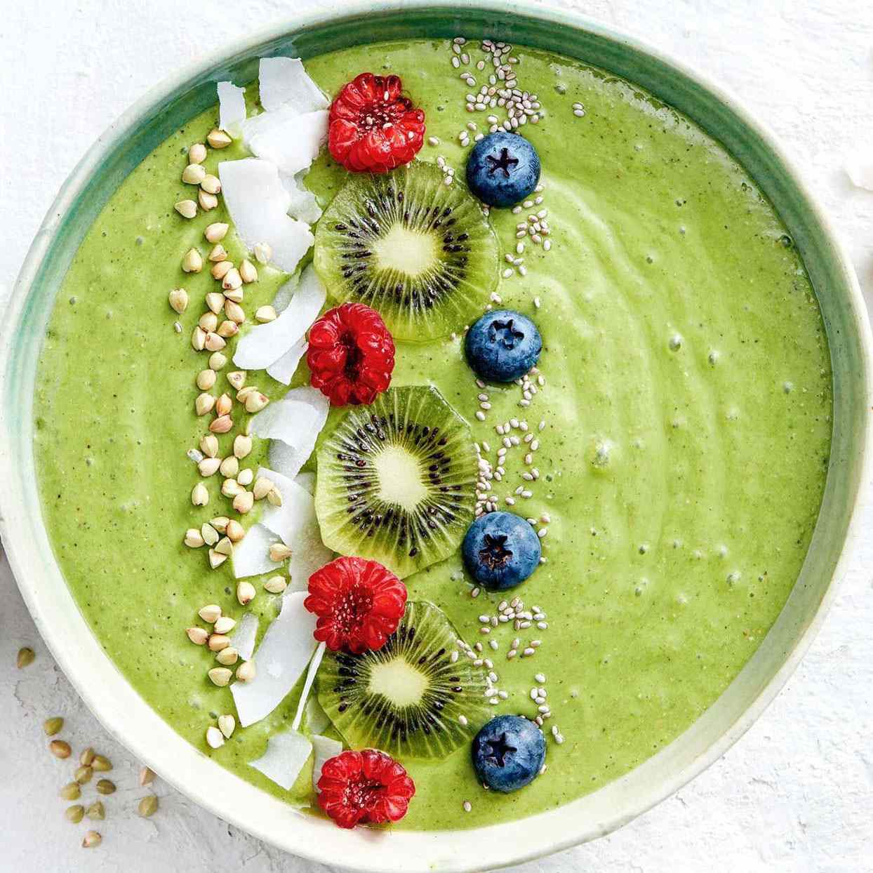 Skin-Healing Green Smoothie Bowl