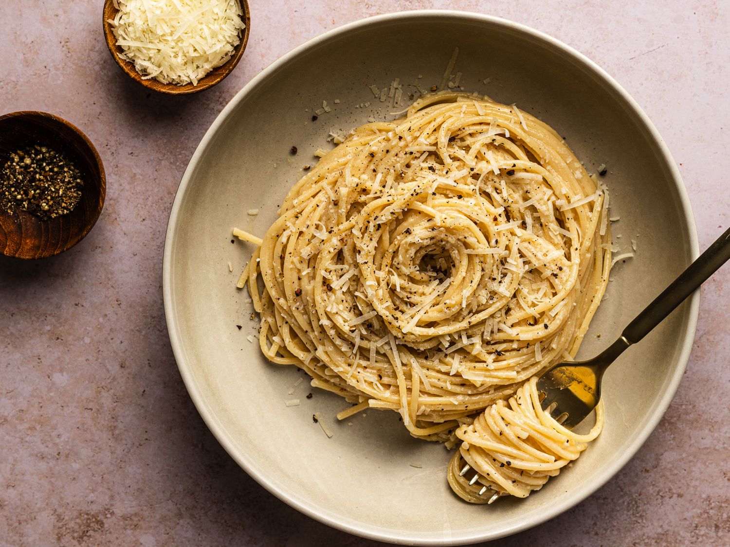 Sardinian Pecorino Pasta with Black Pepper