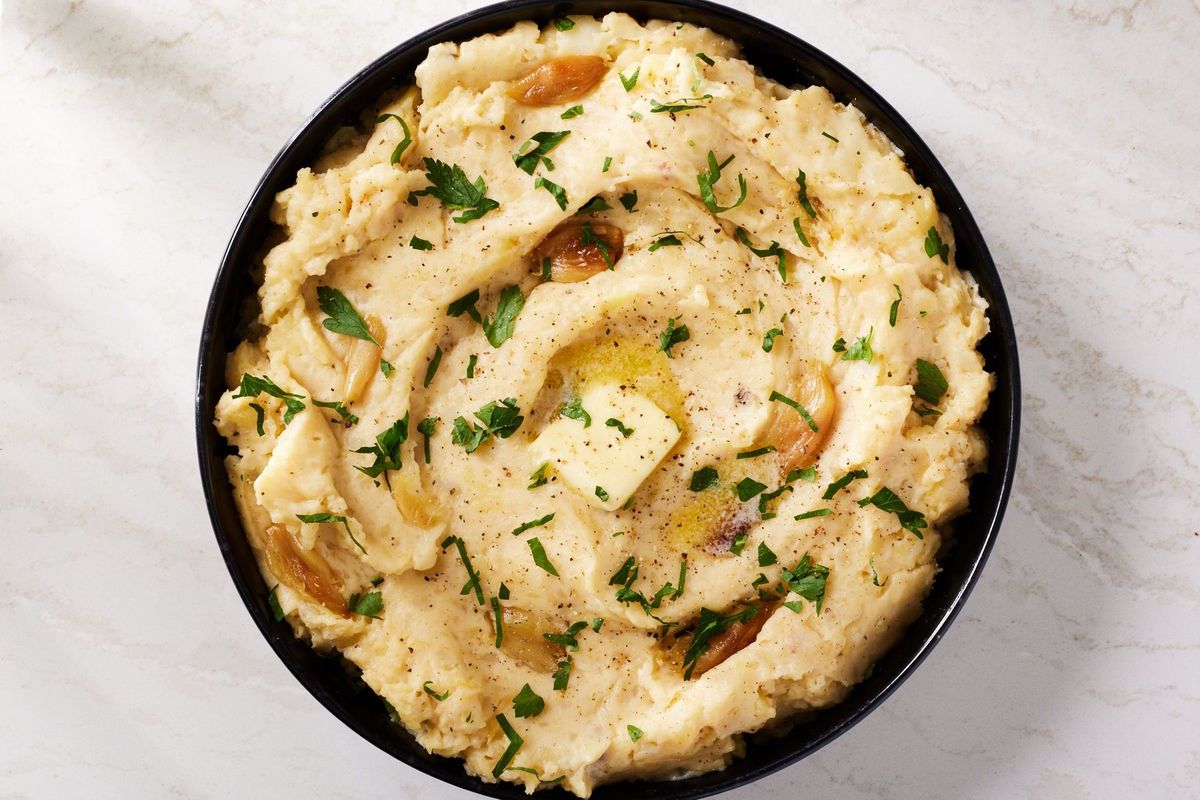 Best of All Time Garlic Mashed Potatoes