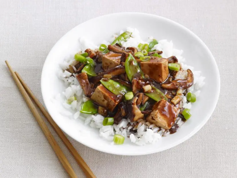 Authentic Miso-Infused Tofu and Vegetable Stir-Fry with Rice