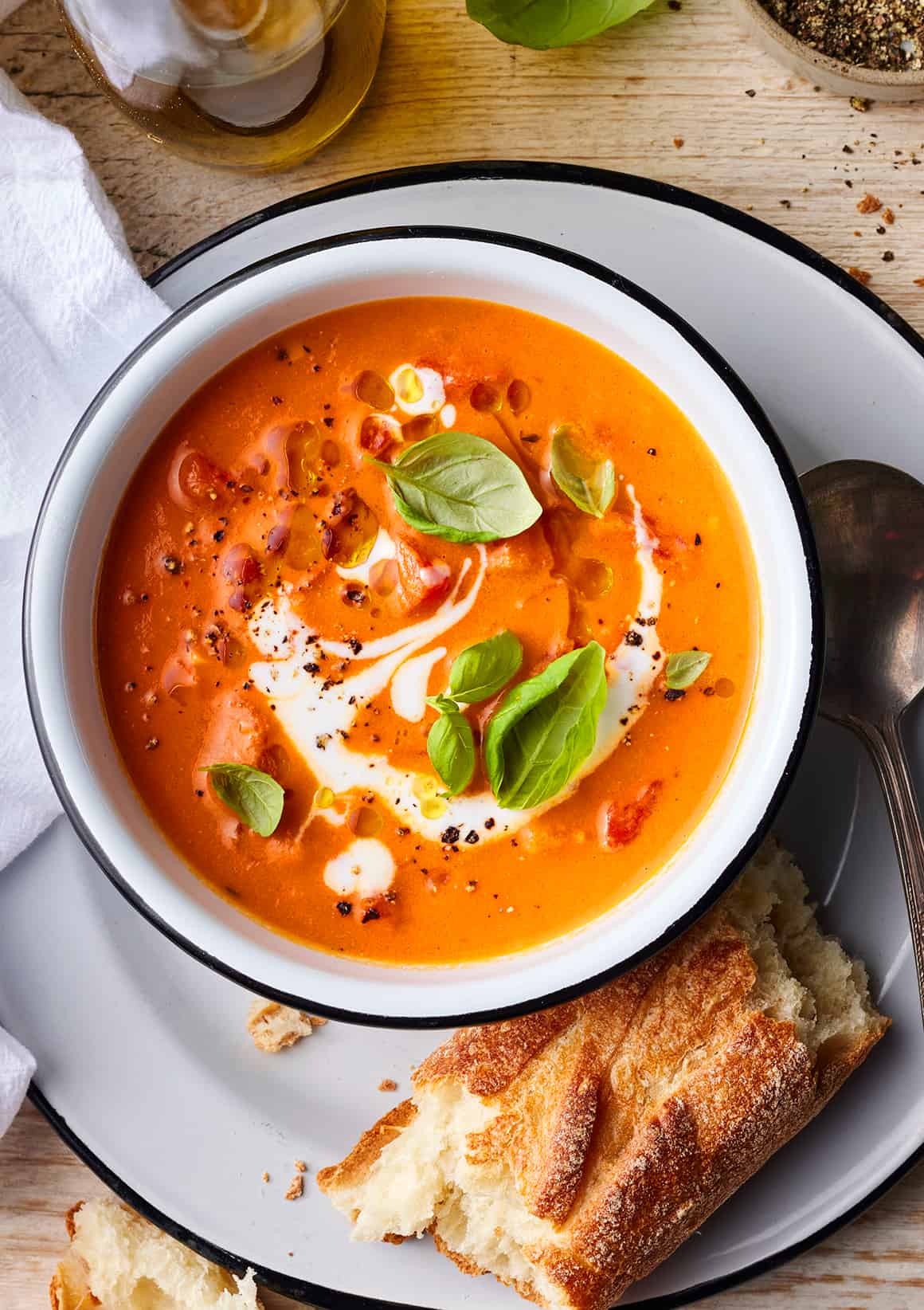 Ring-Style Tomato Soup