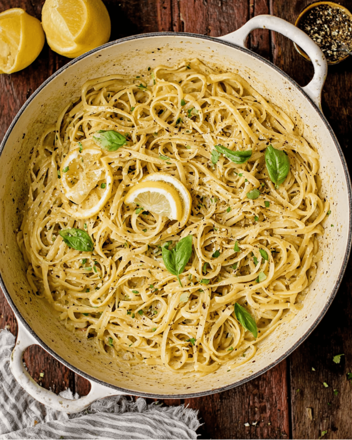 One-Pot Lemon Garlic Chicken & Pasta