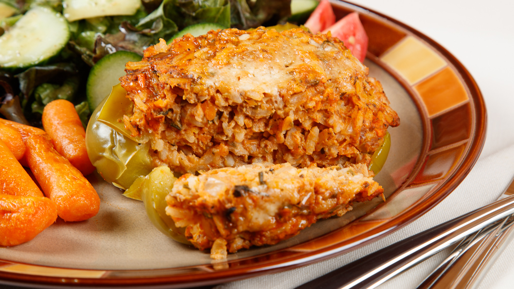 Vegetarian 'Pizza' Stuffed Bell Peppers
