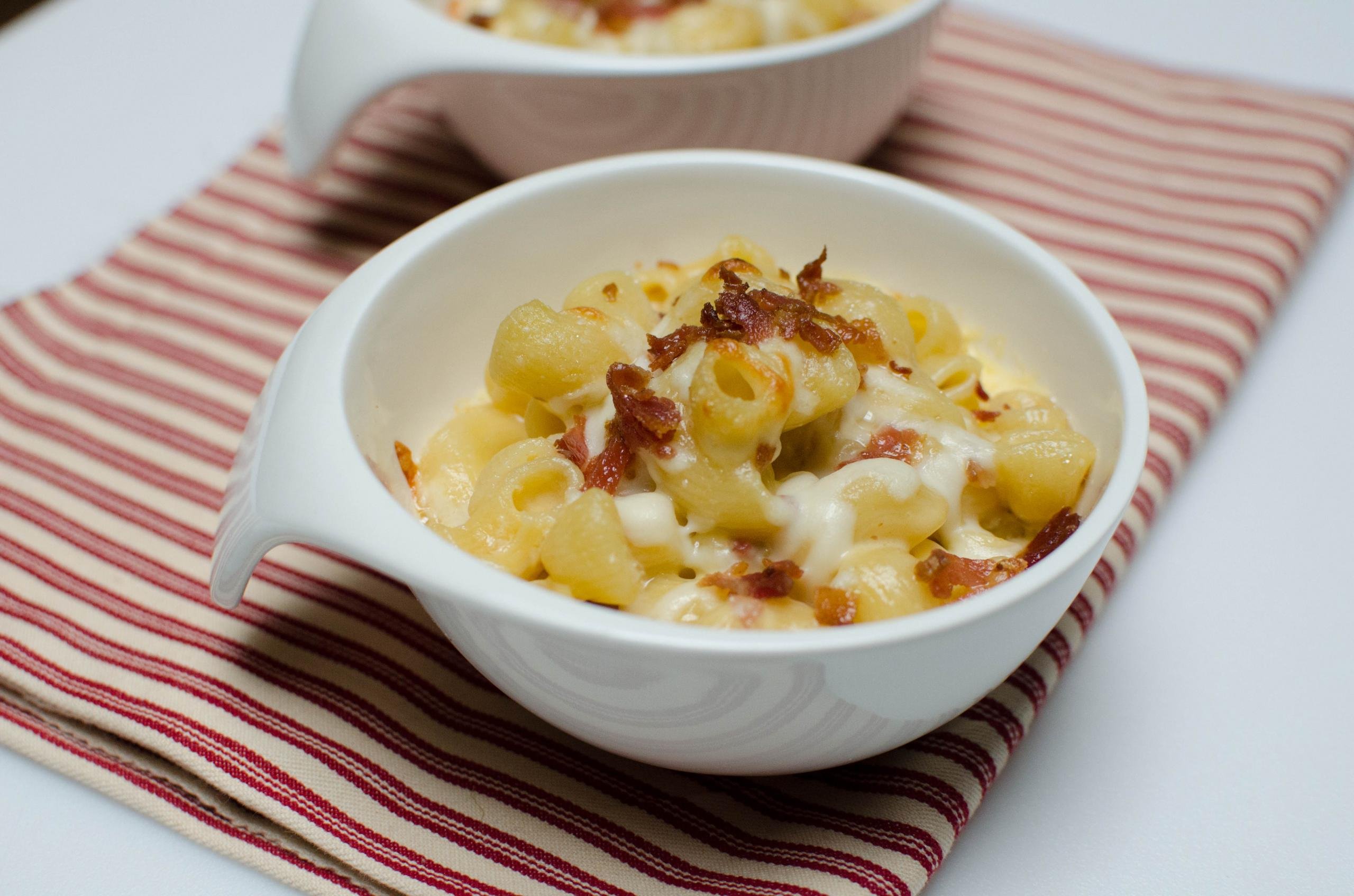 Smoky Bacon and Cheddar Macaroni and Cheese