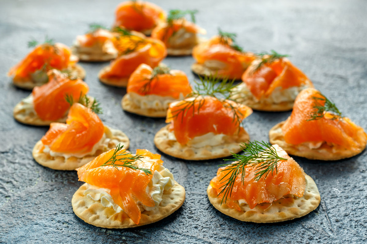 Irish-Style Smoked Salmon & Dill Canapés