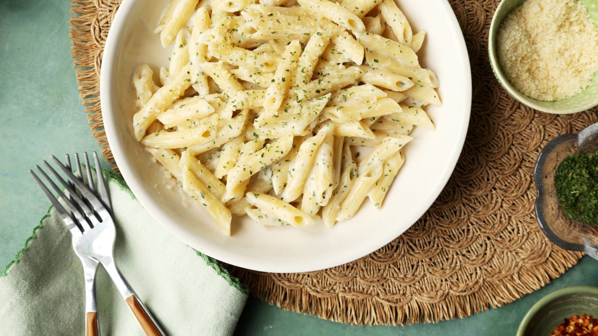 Creamy Garlic Parmesan Penne
