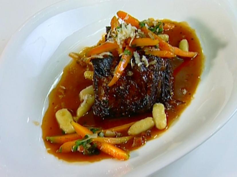 Low-Heat Slow-Braised Beef Short Ribs