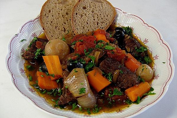 Beef and Carrot Stew with Thyme