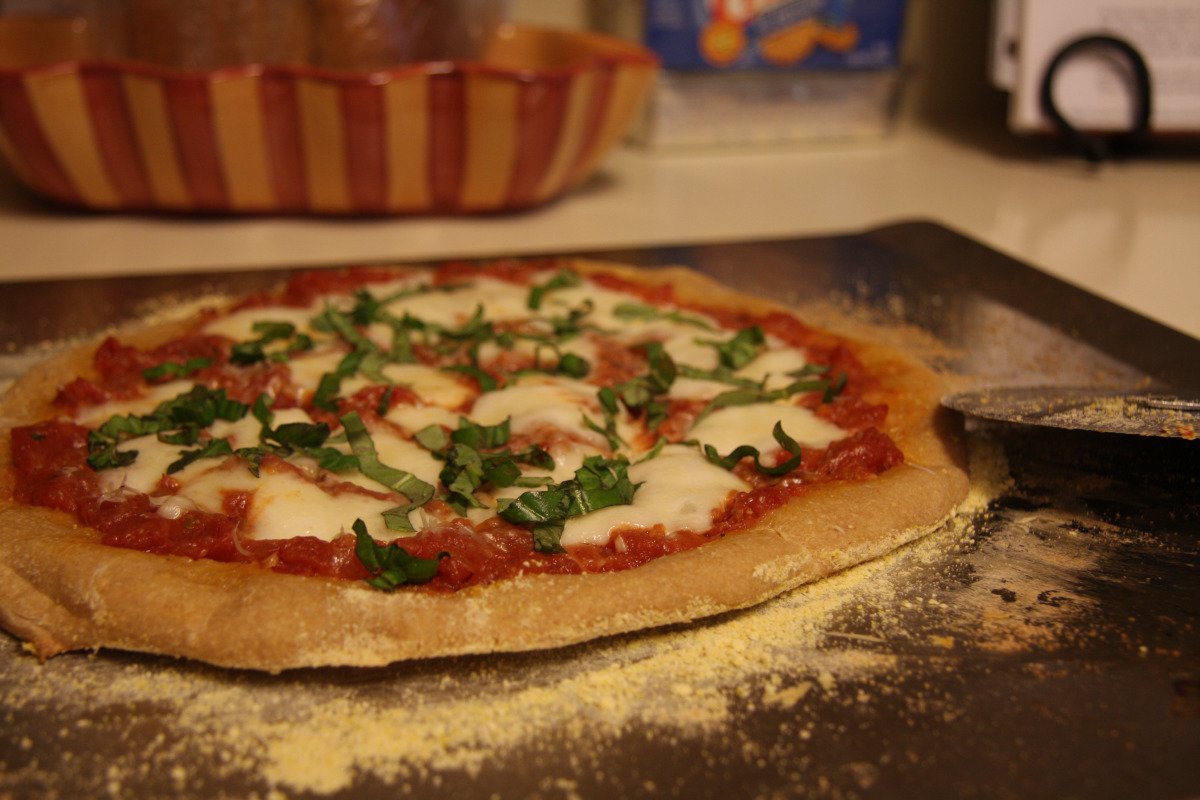 Texas-Style Giant Margherita Pizza