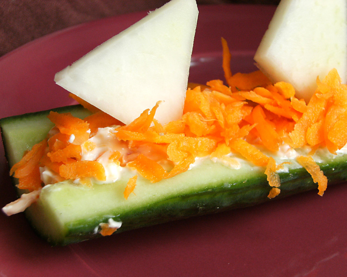 Irish-Style Cheese and Cucumber Bites