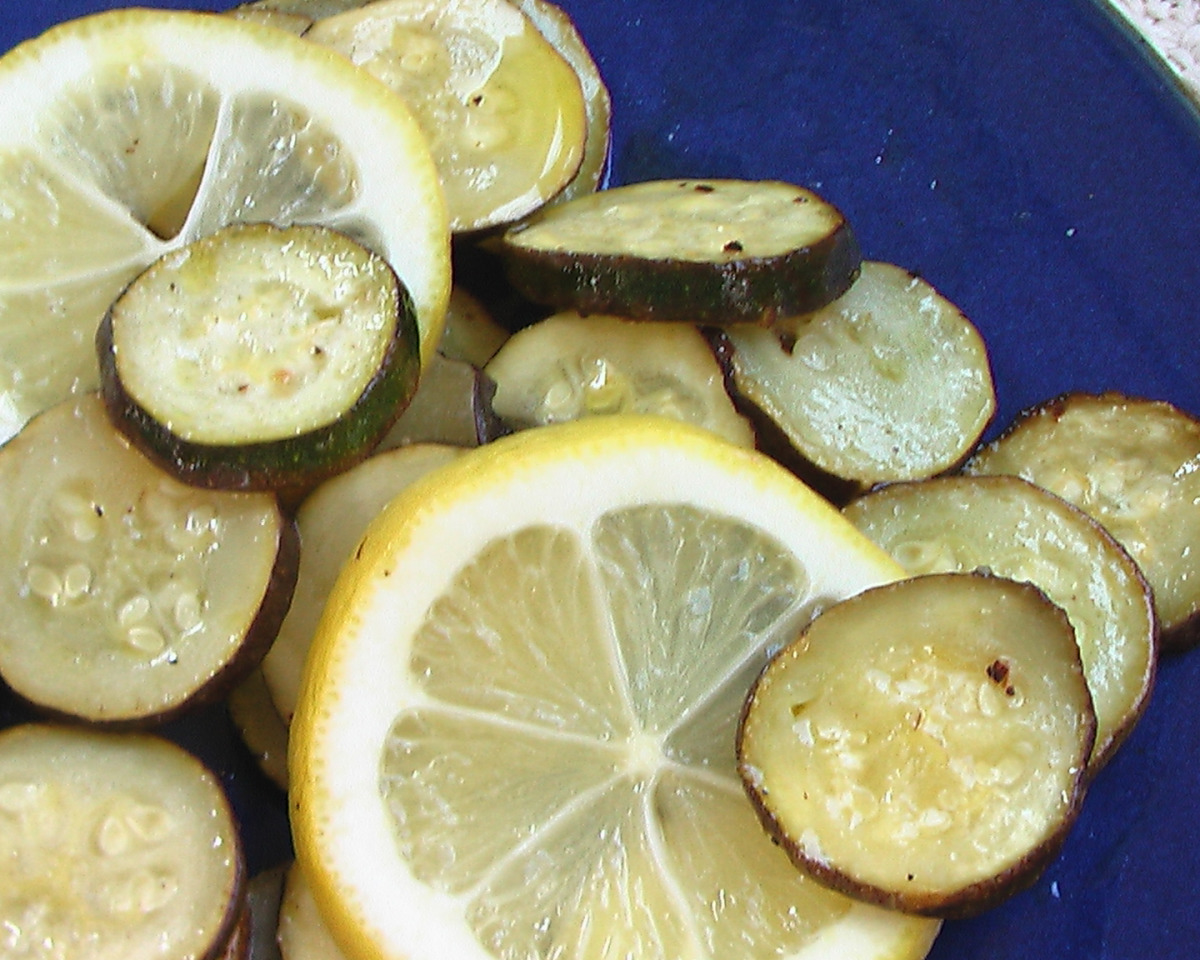 Zucchini & Lemon Bitter Salad