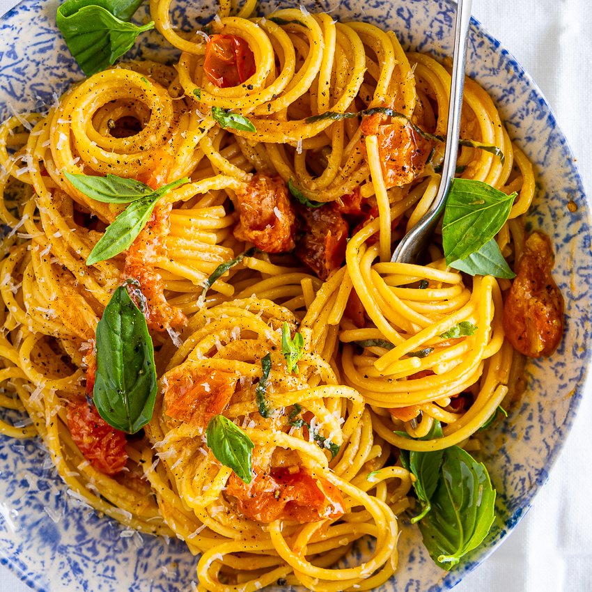 Cheesy Tomato Basil Pasta with Ground Turkey