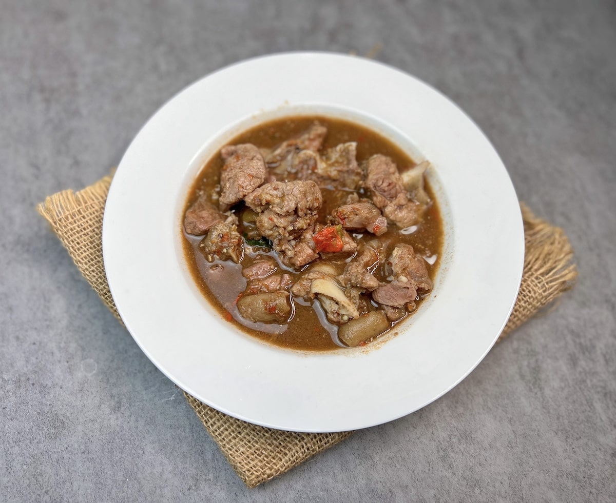 Spicy Nigerian Pepper Soup with Chicken & Plantains