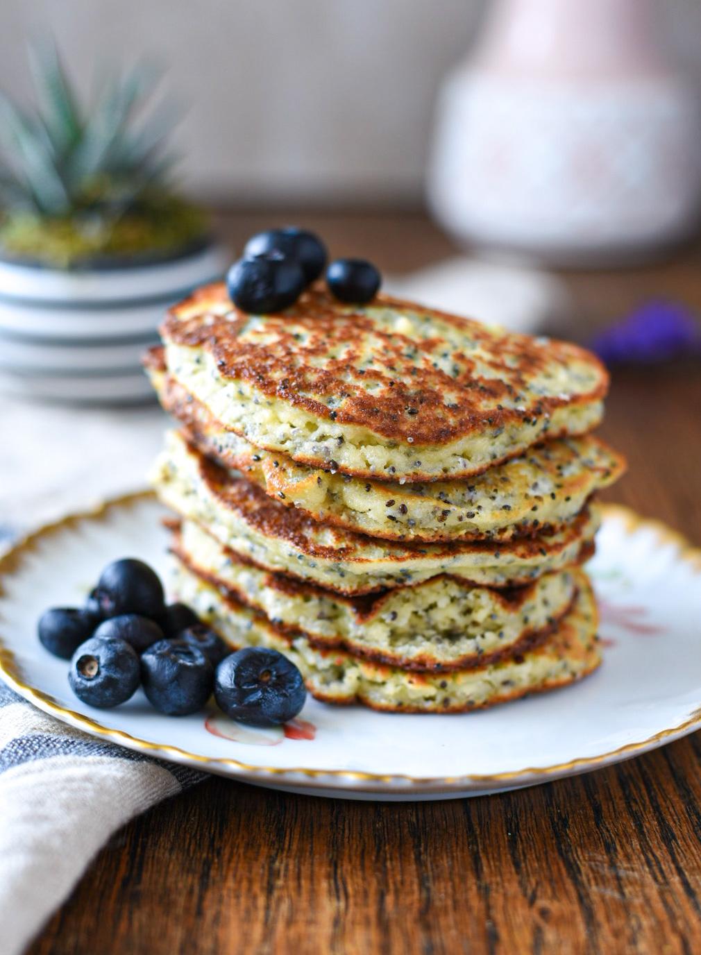 Mashed Banana & Almond Flour 'Pancakes' with Coconut Crumble