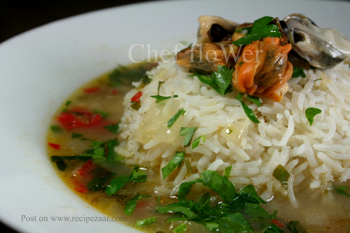 Illuminated Mussels in White Wine Herb Broth