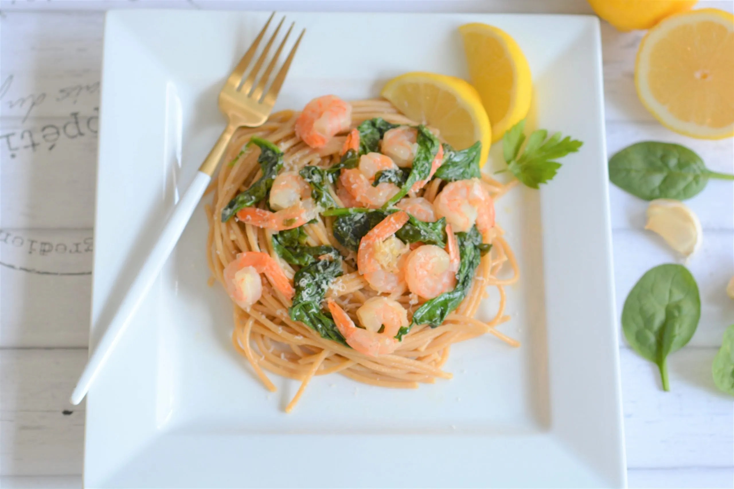 One-Pan Garlic Shrimp and Lemon Pasta with Spinach
