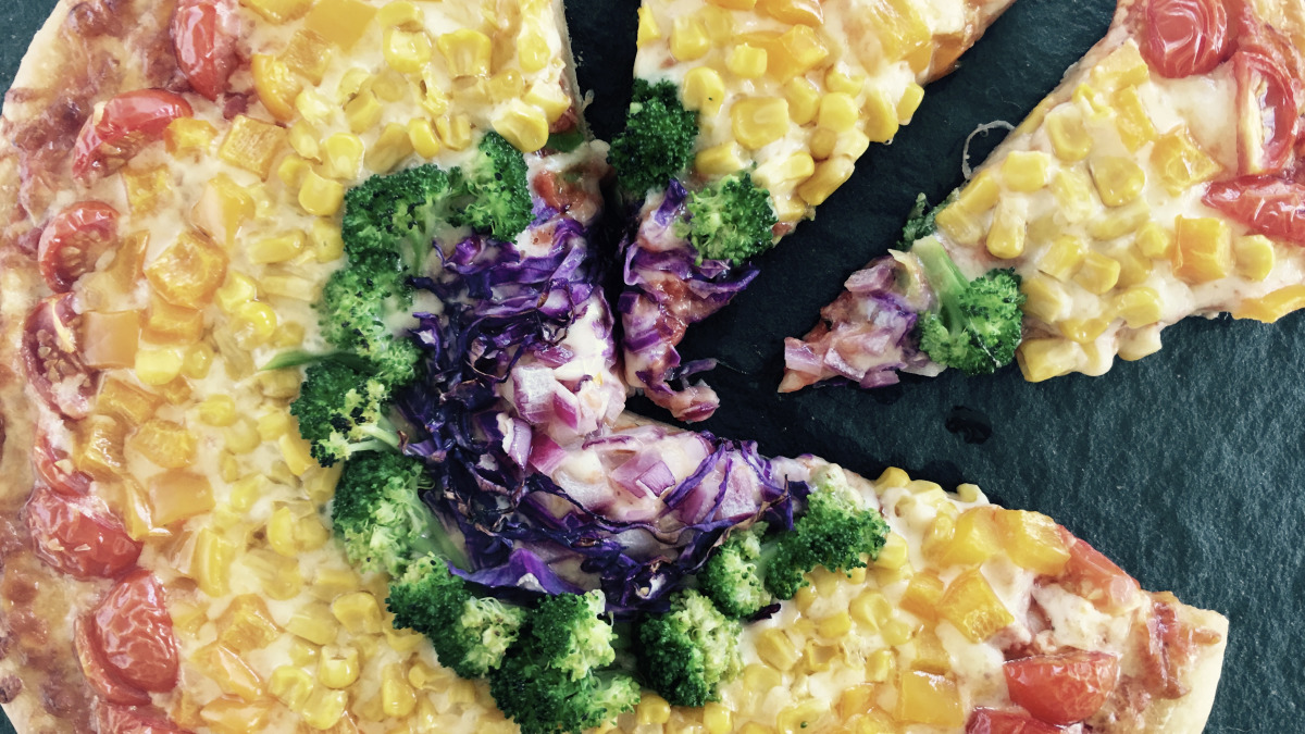 Jumperoo Fun Pizza with Rainbow Veggie Toppings