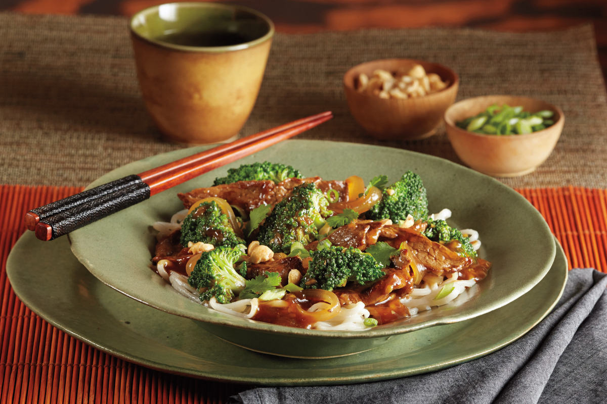 Crisp-Cooked Beef & Broccoli Stir-Fry with Almonds