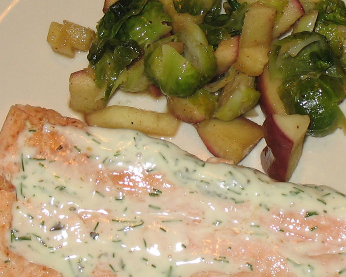 Pike's Fresh Catch with Lemon-Dill Sauce