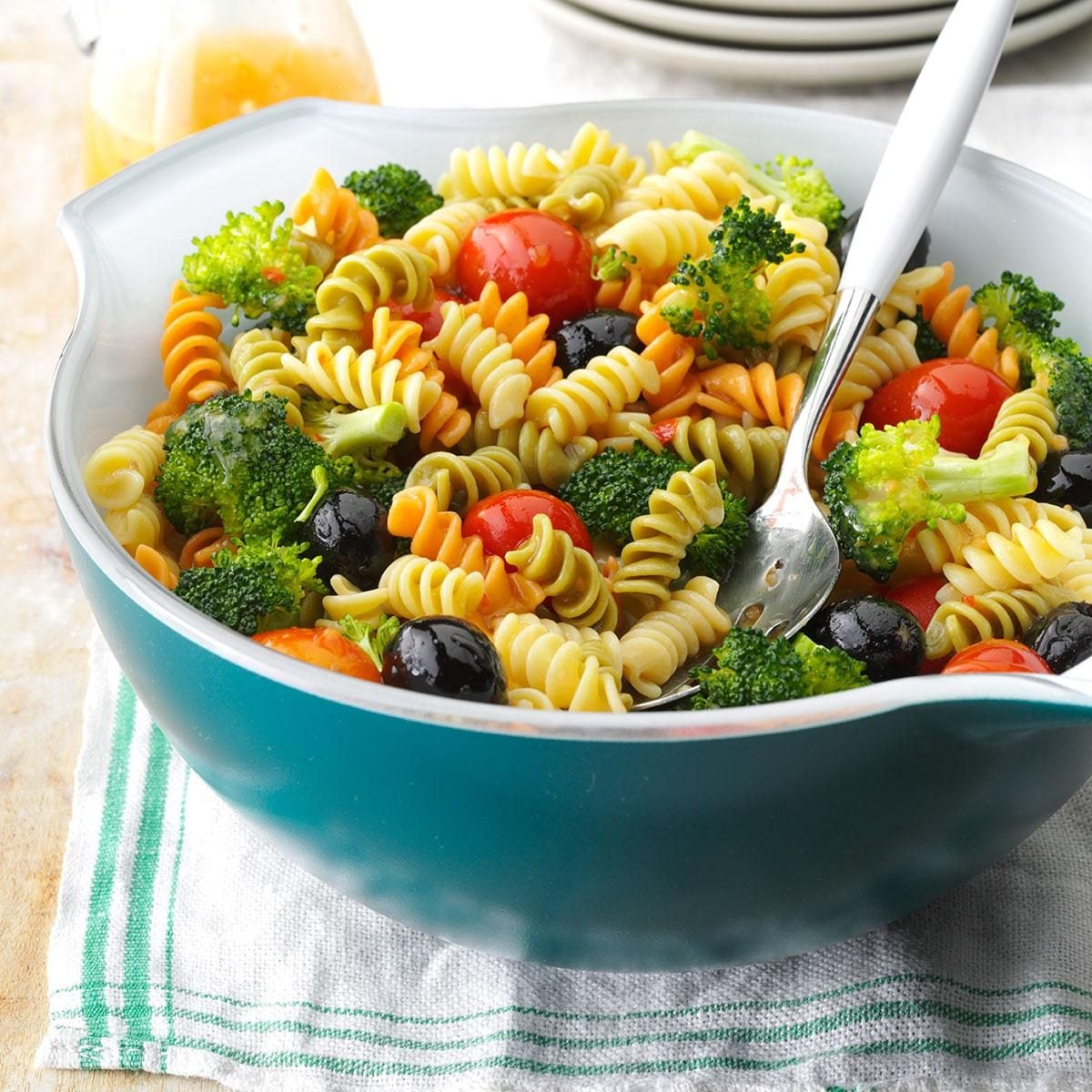 Interactive Fun Spiral Pasta with Rainbow Veggies