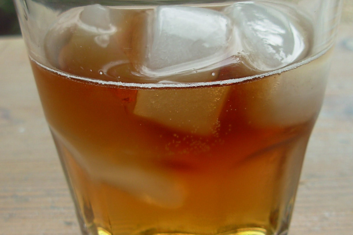 Apple-Cider Sparkler