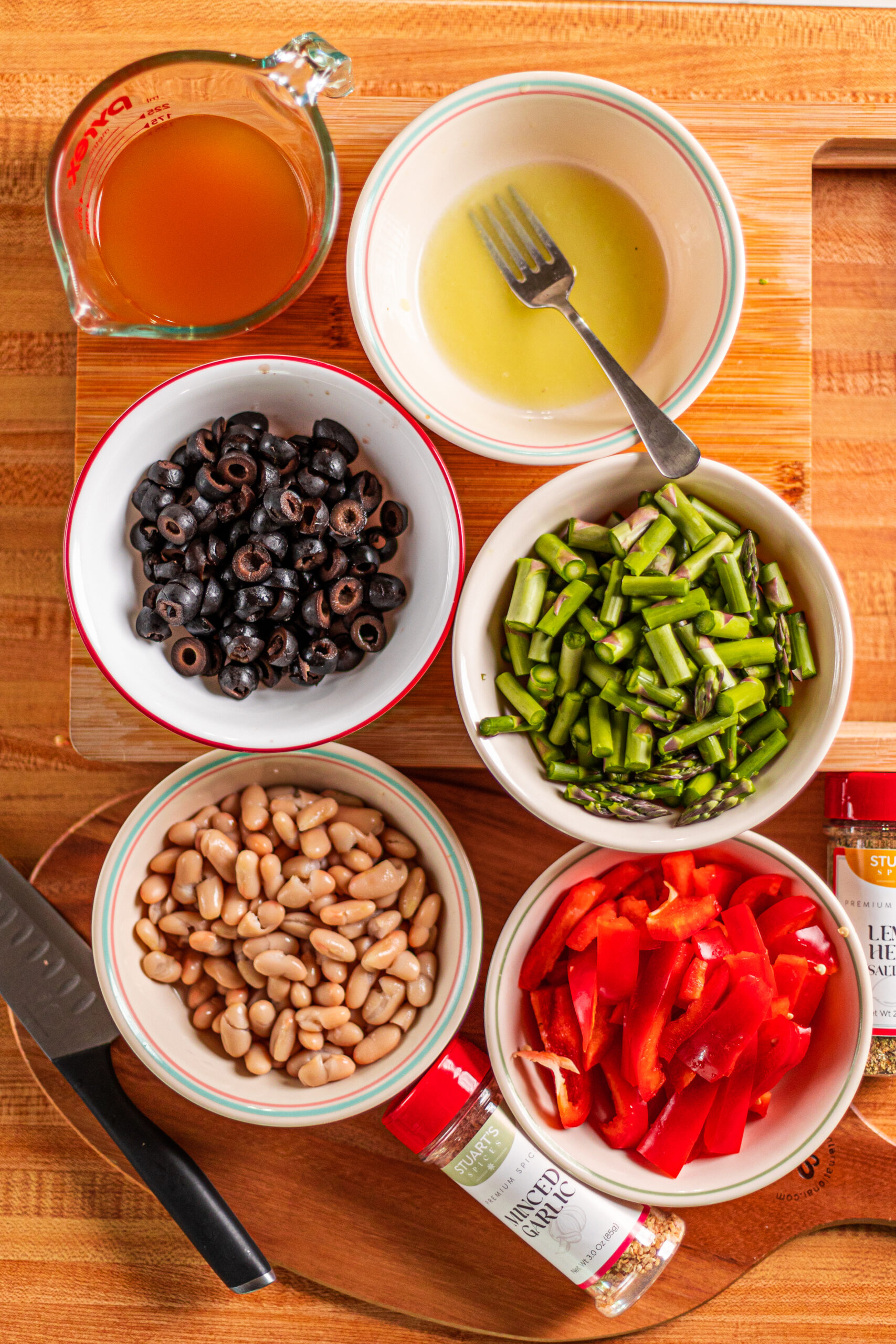 Playful Pasta Poppers with Lemon-Herb Cream