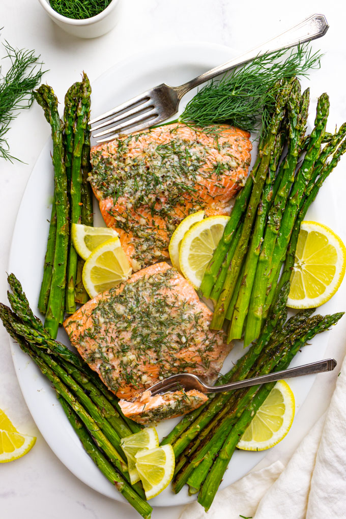 Fresh Hotel Lemon-Dill Salmon with Asparagus